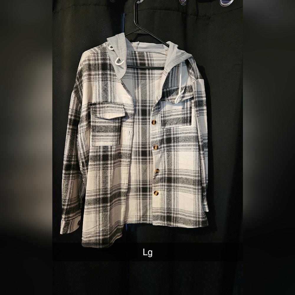 Women's Black & White Plaid Hooded Flannel Shirt Jacket